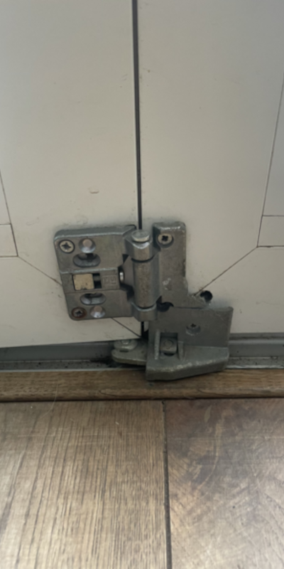SI Siegenia bifolding door roller hinge