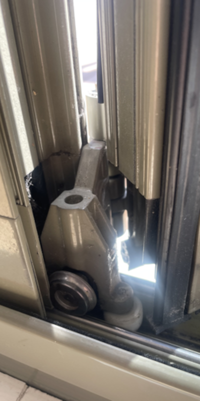 Solarlux bifolding door roller hinge